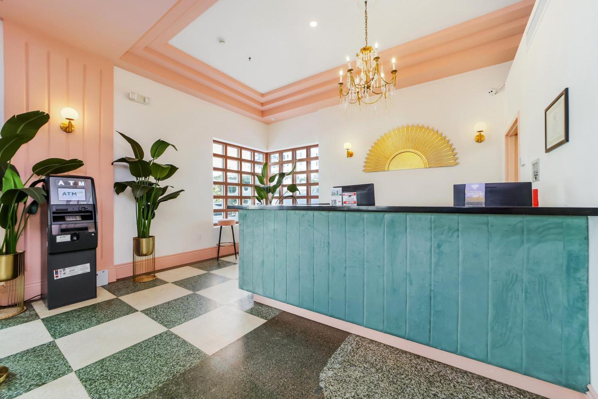 Ocean Spray Hotel Miami Beach Exterior foto